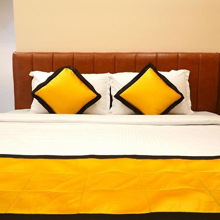 Uj Pallazzio - Business Class Luxury Hotel Tiruvannāmalai Εξωτερικό φωτογραφία