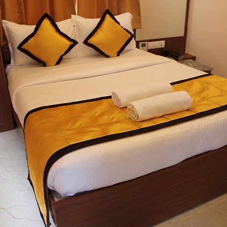 Uj Pallazzio - Business Class Luxury Hotel Tiruvannāmalai Εξωτερικό φωτογραφία