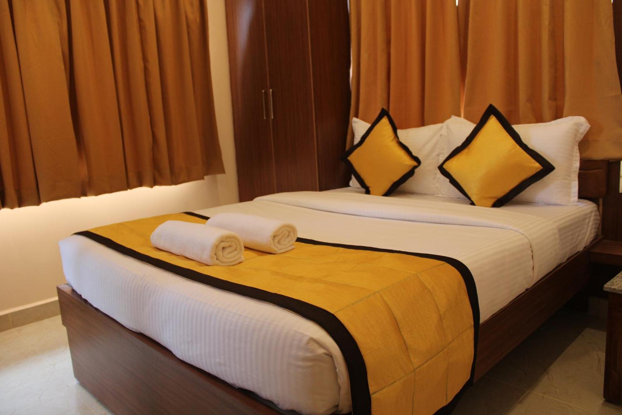 Uj Pallazzio - Business Class Luxury Hotel Tiruvannāmalai Εξωτερικό φωτογραφία