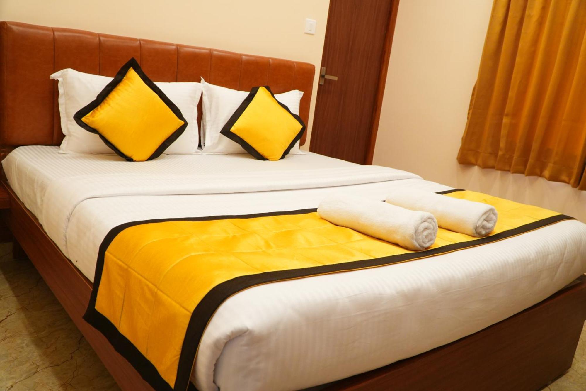 Uj Pallazzio - Business Class Luxury Hotel Tiruvannāmalai Εξωτερικό φωτογραφία
