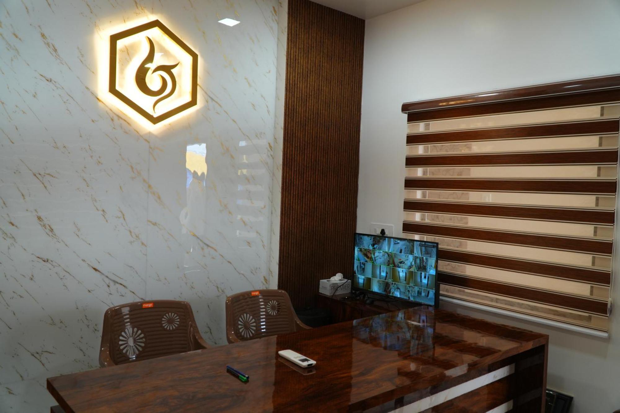 Uj Pallazzio - Business Class Luxury Hotel Tiruvannāmalai Εξωτερικό φωτογραφία